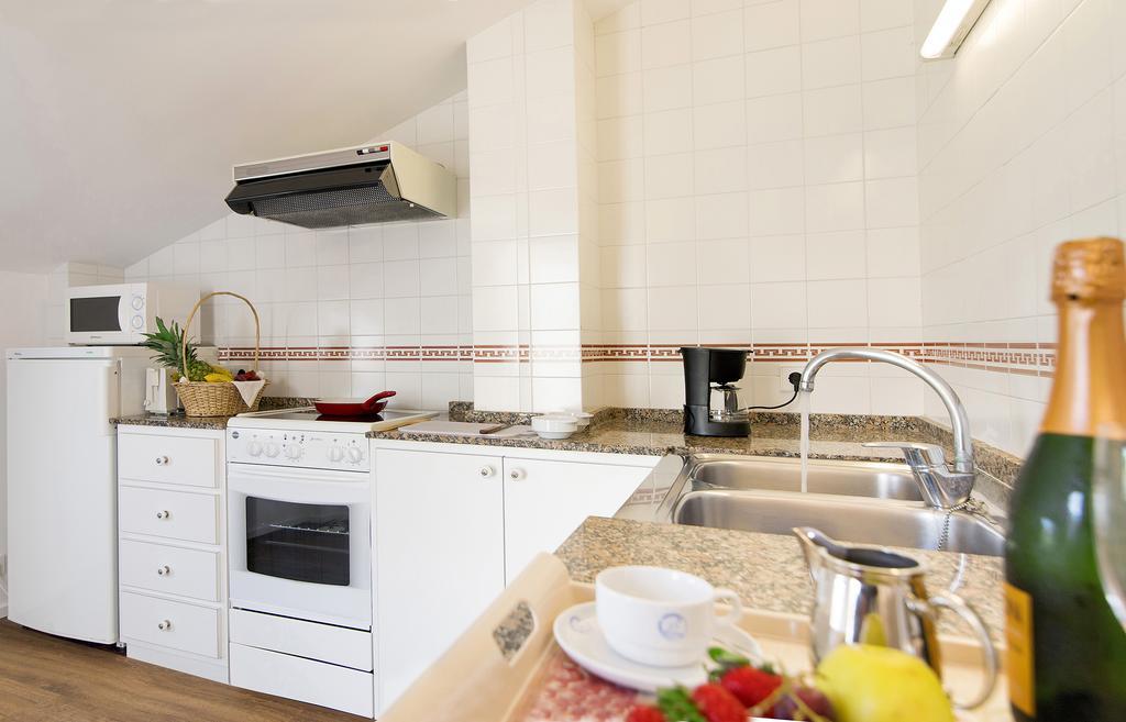 Apartamentos Miramar Port de Pollença Eksteriør bilde